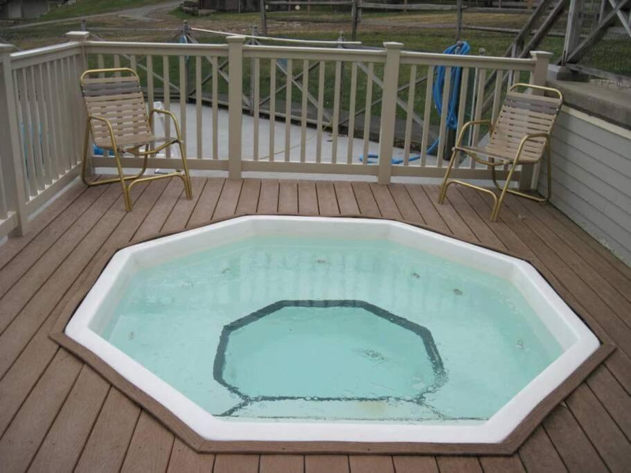 Spacious 3Br 3Ba Sleeps 8 Ski On Off Jiminy Mountain Resort 汉考克 外观 照片